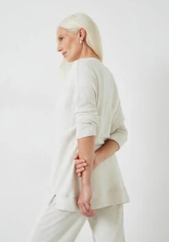 Elle Supersoft V-Neck Top 20 Elle Supersoft V-Neck Top -Clothing Store 003499 4465 03