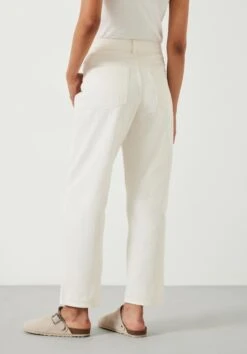 Relaxed Boyfriend Jeans -Clothing Store 009444 0217 03