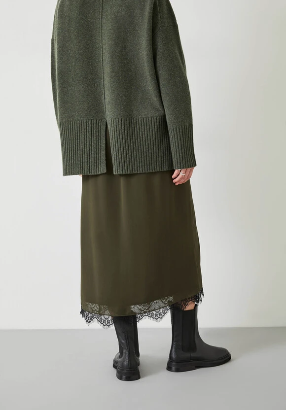 Jordana Lace Maxi Skirt 3 Jordana Lace Maxi Skirt - Image 3