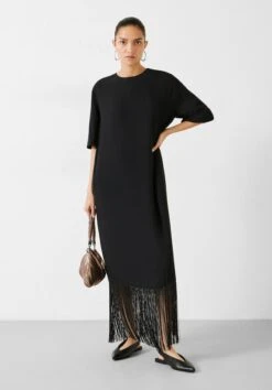 New Arrival -Clothing Store 009766 0456 01