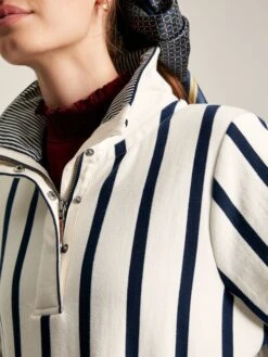 Cream/Navy Pullover Sweat -Clothing Store 343617s4