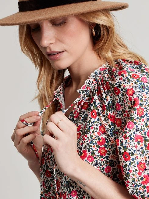 Joules White Melody Tiered Scallop Frill Neck Dress 6 Joules White Melody Tiered Scallop Frill Neck Dress - Image 6